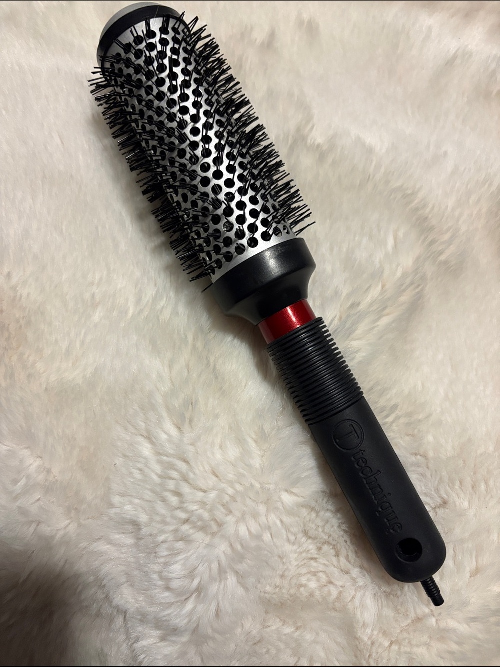 Round Venting Hair Brush with Black Handle and Silver Barrel
